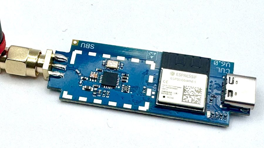 CUL32, board revision V6.0, with an optional antenna at the left edge: RP-SMA socket, CC1101 transceiver, ESP32-C6-MINI-1 module and USB-C receptacle, from left to right