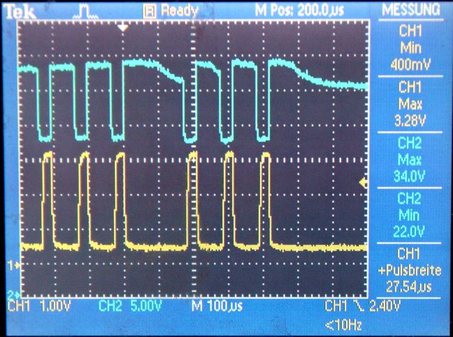 Blue: FREEBUS // Yellow: microcontroller